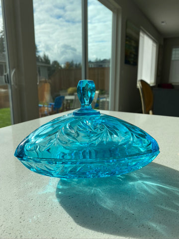 Mid-Century L.E. Smith Aqua Glass Lidded Dish